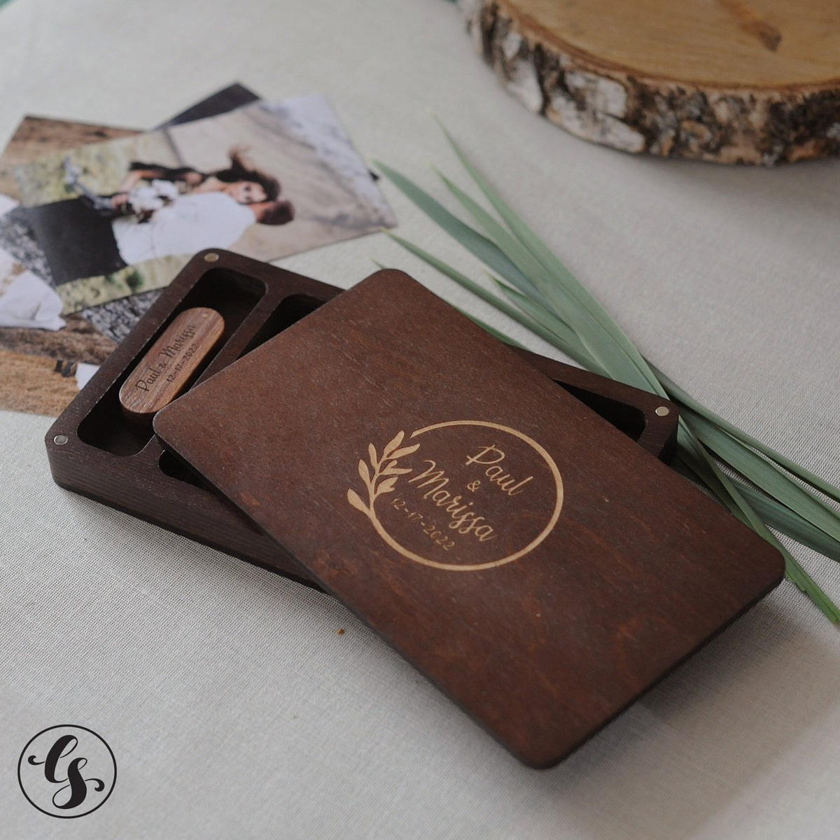 Wood USB Photo Box for 4x6 Prints
