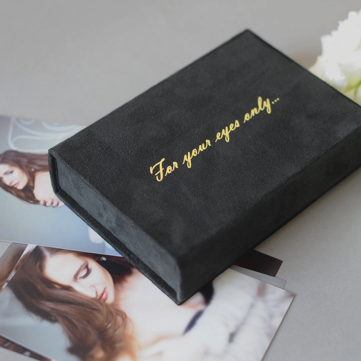 Boudoir Soft Velvet Photo Box