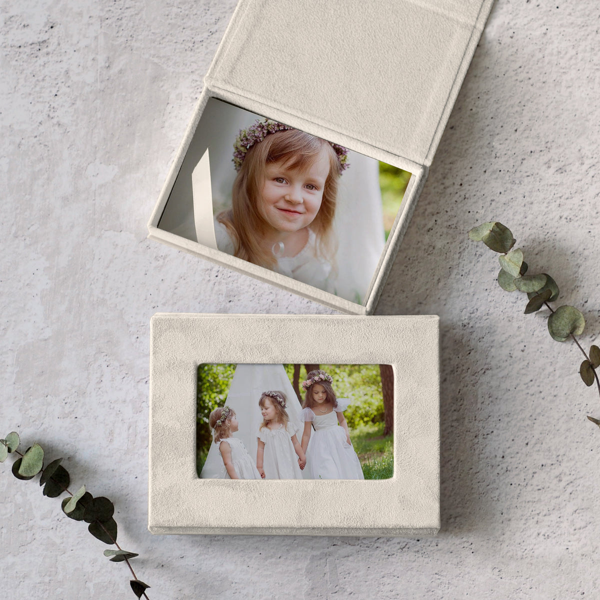 Soft Velvet Photo Box With Frame