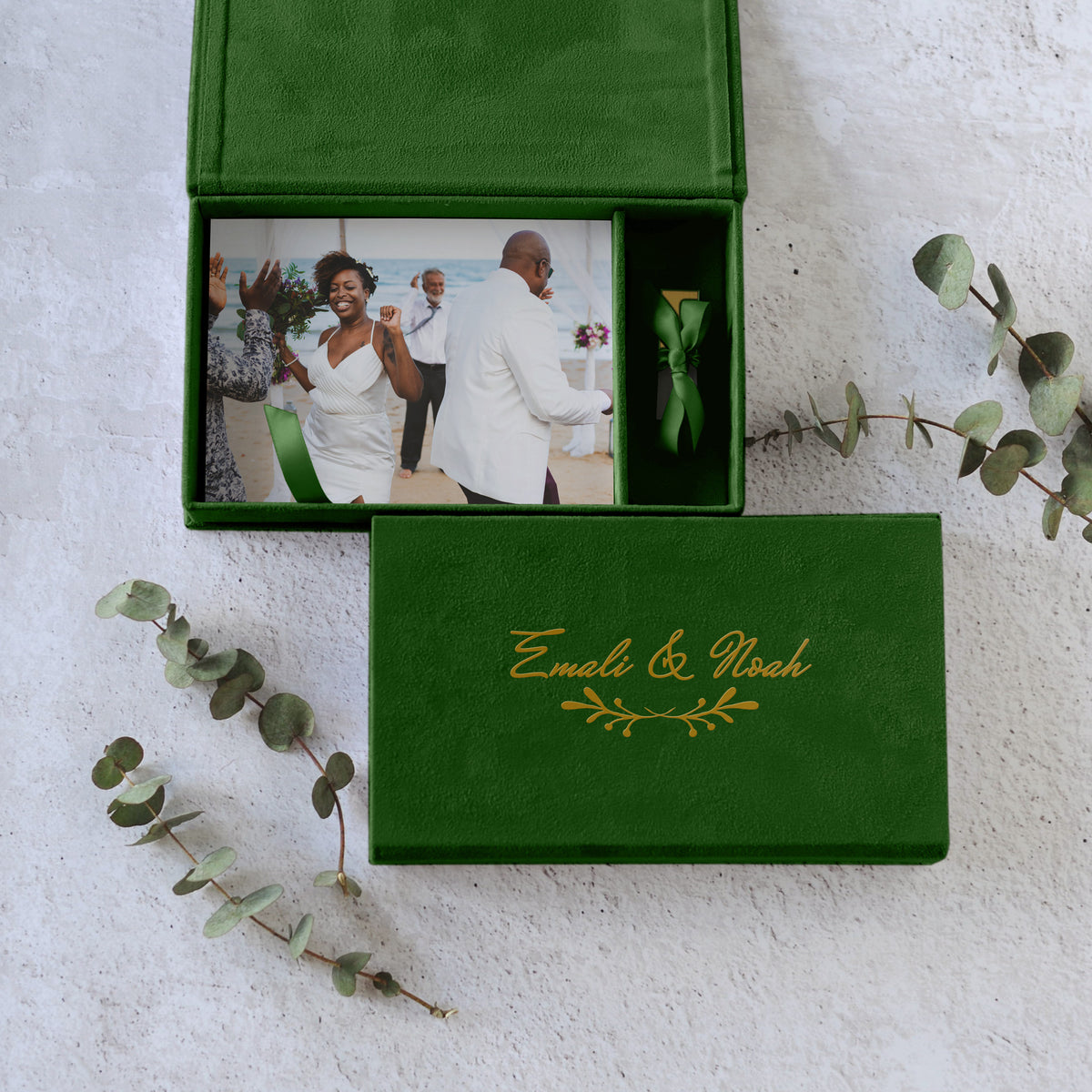 Soft Velvet USB Photo Box