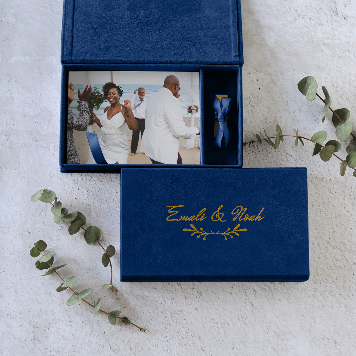 Soft Velvet USB Photo Box