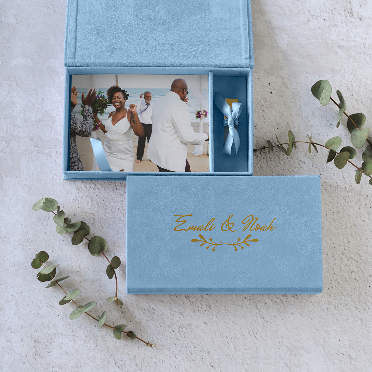 Soft Velvet USB Photo Box